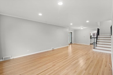 unlisted-address, Wilmette, IL 60091 - photo 4