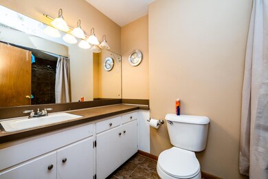 501 Tulip Dr, Three Oaks, MI 49128 - photo 7