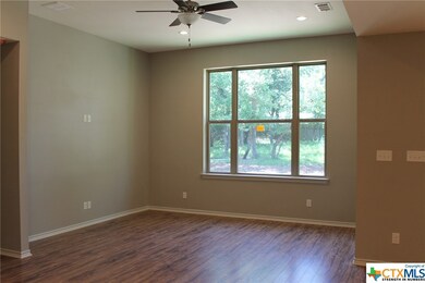 1008 Clyde St, San Marcos, TX 78666 - photo 2