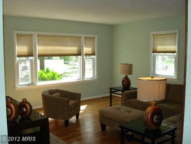 14100 Parkland Dr, Rockville, MD 20853 - photo 5