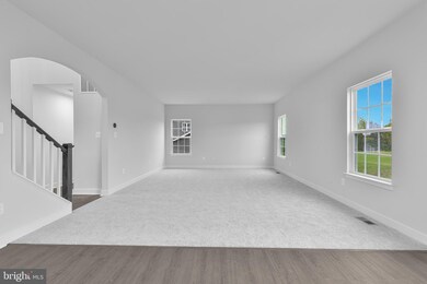 1827 Shannon Dr S, Antrim Township, PA 17225 - photo 4