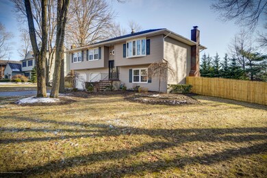 7 Tara Dr, Matawan, NJ 07747 - photo 3