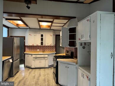 900 Buck St, Millville, NJ 08332 - photo 3