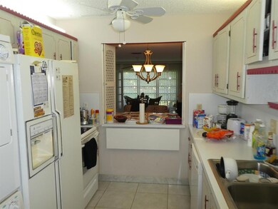 Eat in kitchen