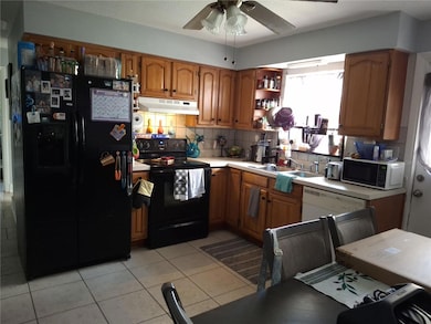 525 Kitchen