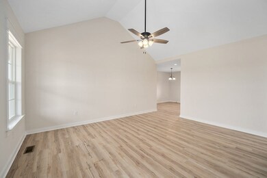 11819 Old Kentucky Rd, Walling, TN 38587 - photo 6