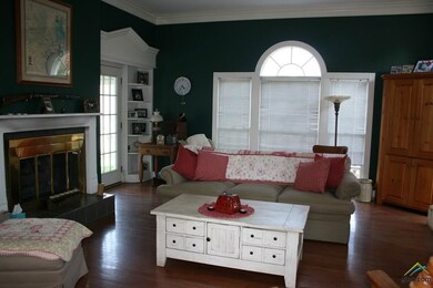 200 Lansdowne Terrace, Tyler, TX 75703 - photo 5