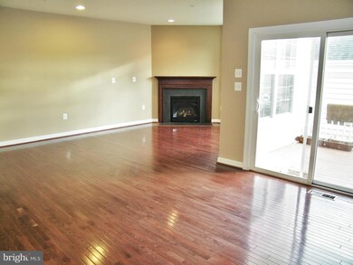 23323 Arora Hills Dr, Clarksburg, MD 20871 - photo 5