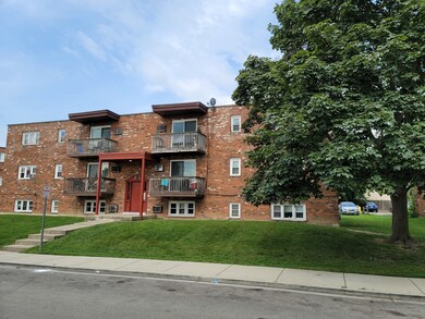 108 Drew Ln, Waukegan, IL 60085 - photo 6