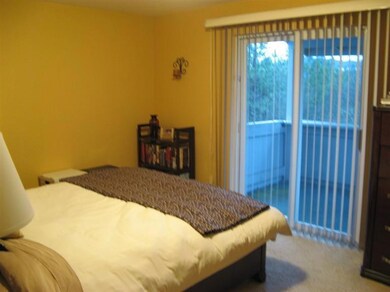 230 Acorn St, Merlin, OR 97532 - photo 7