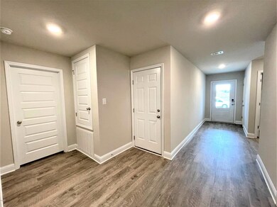 Foyer - Garage - Access - Bedroom 4