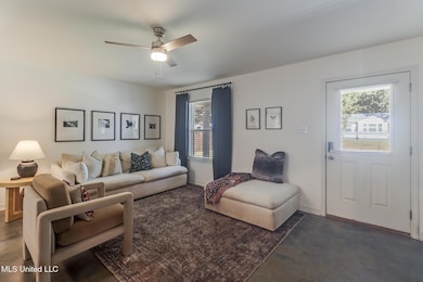 1625 Vine St, Biloxi, MS 39531 - photo 3