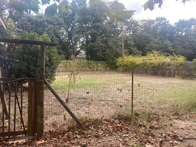 105 Private Road 4768, Boyd, TX 76023 - photo 3