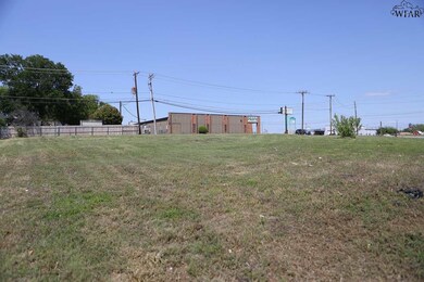 1506 Hursh Ave, Wichita Falls, TX 76302 - photo 3