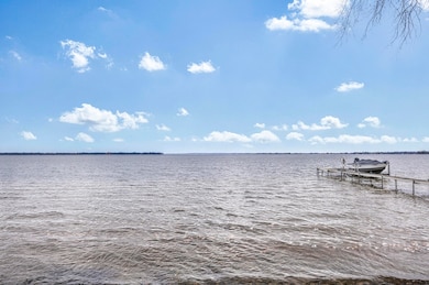 12315 E Houghton Lake Dr, Houghton Lake, MI 48629 - photo 3