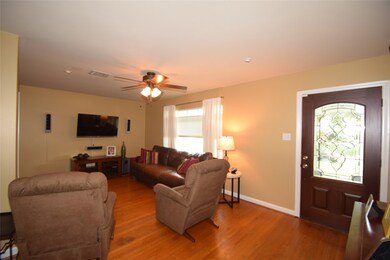 1130 Stonecrest Dr, Houston, TX 77018 - photo 4