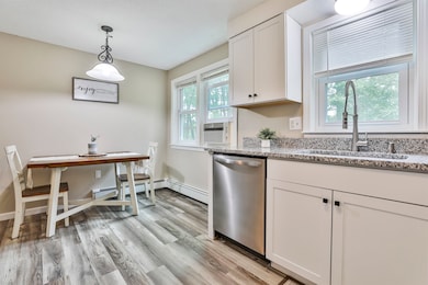 9 Cub Cir unit 13, Amherst, NH 03031 - photo 6