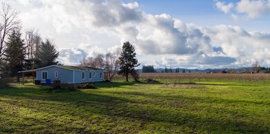 004-Realiant Photography-8952 Santiam Lo