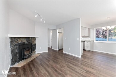 23-9141 Living Room 20200917-DW-425