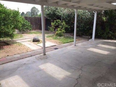 Large Yard. Very Private, Covered Patio tons of bu