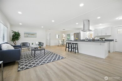 17224 Woodcrest Dr NE, Bothell, WA 98011 - photo 3