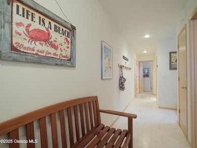 663 S Hemlock St, Cannon Beach, OR 97110 - photo 4