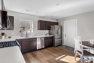 1410 Duncan Dr, Muscatine, IA 52761 - photo 6