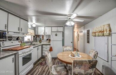 11100 E Apache Trail unit 32, Apache Junction, AZ 85120 - photo 7