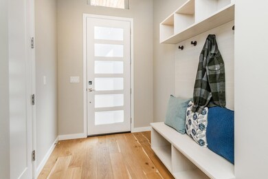 2039 NW Eastes St, Bend, OR 97703 - photo 4