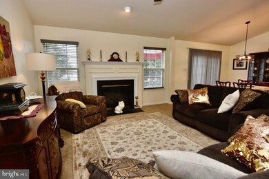 2401 Goddard Ave, Reading, PA 19608 - photo 7