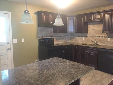 7002 Halsey Dr, Shawnee, KS 66216 - photo 7