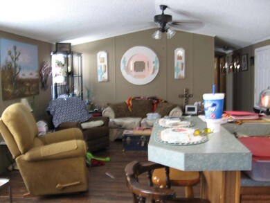 2493 W Tepee Street 007