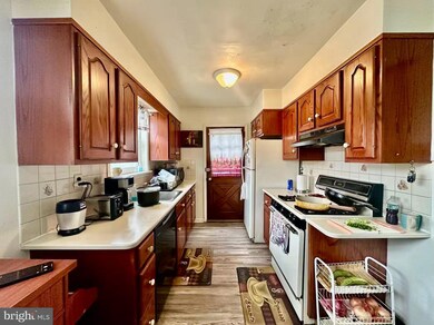 3036 Nesper St, Philadelphia, PA 19152 - photo 7