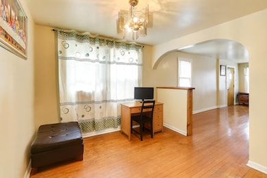 unlisted-address, Chicago, IL 60625 - photo 7