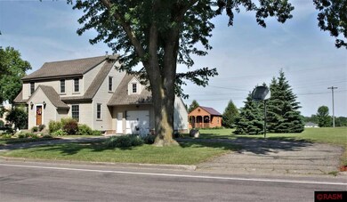 Oversized lot with convenient turn around driveway