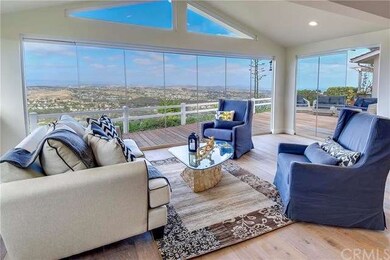 STUNNING VIEWS SURROUND YOU, FRAMELESS DOORS ENHAN