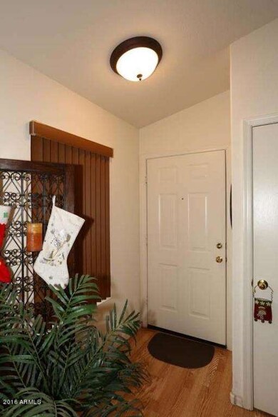 Foyer (2)