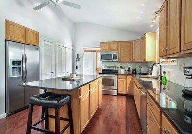 30 Pheasant Ln, Pembroke, MA 02359 - photo 7