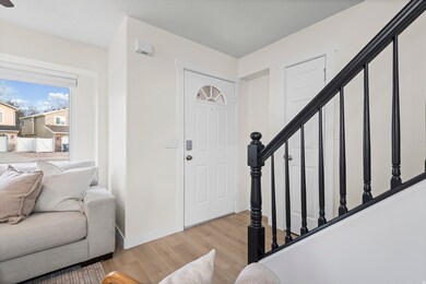 9332 S Chartres Ave, Sandy, UT 84070 - photo 4