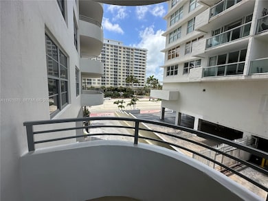 Oceanside Plaza unit 3C, Miami Beach, FL 33140 - photo 2