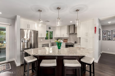 Kitchen Large Center Island