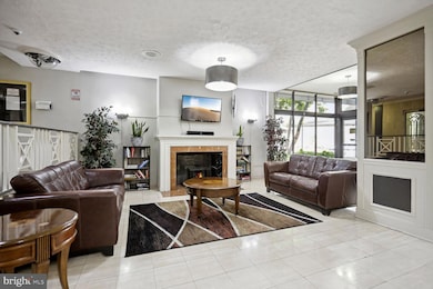 River Place South unit 238, Arlington, VA 22209 - photo 7