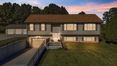 01-2110 Upper River Rd-1