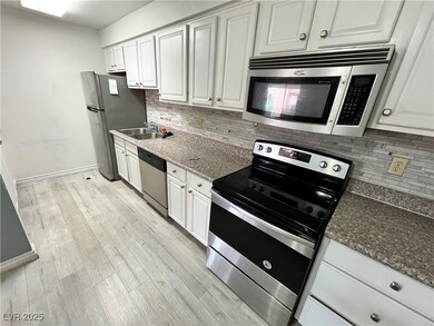 4961 River Glen Dr unit 28, Las Vegas, NV 89103 - photo 3