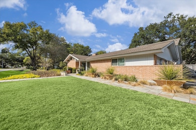 10102 Knoboak Dr, Houston, TX 77080 - photo 3