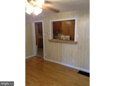 3010 Tuckahoe Rd, Camden, NJ 08104 - photo 5