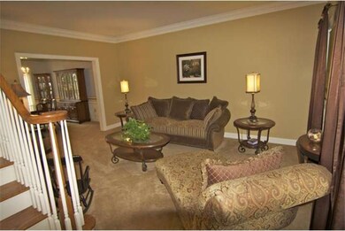 4742 Macgregor Dr, Schwenksville, PA 19473 - photo 7