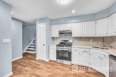 54 Dogwood Ct unit 112, Jamesburg, NJ 08831 - photo 4