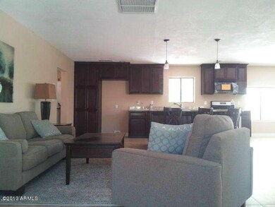 313 W Saddle Mountain Great Room view 2