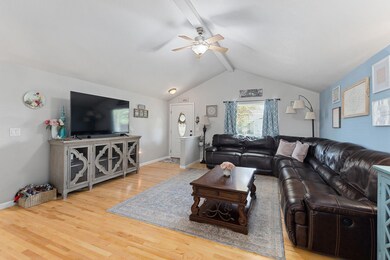 10-web-or-mls-1214-twin-rocks-dr